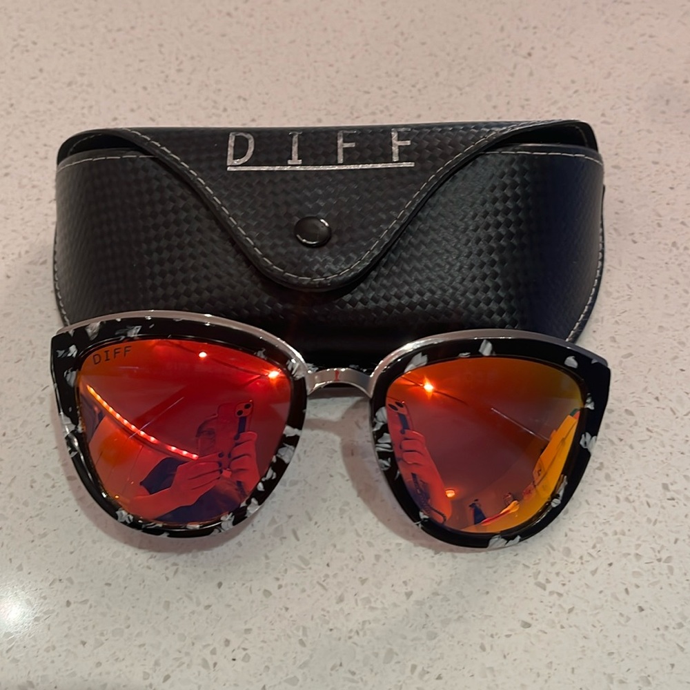 SOLD Diff Rose black and white cat eye agate red orange frame sunglasses